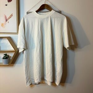 Richiele White T size 2XL